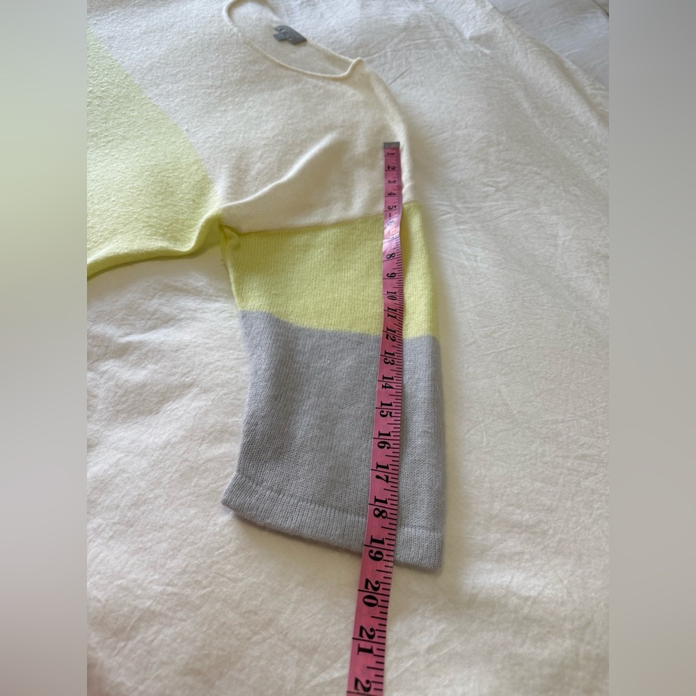 Color Block Women's Sweater - Picture 4 of 9